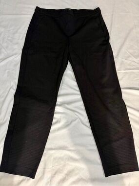 Liverpool Ladie’s Black Stretch Dress Pants With Geometric Pattern Size 14/32